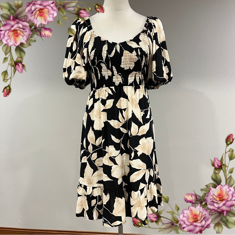 Maurices Black and Cream Floral‎ Mini Dress size extra small